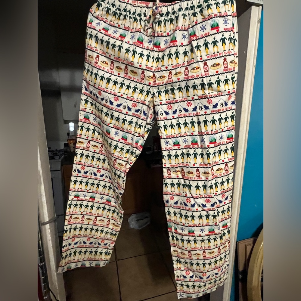 Elf Festive Patterned Pajama Pants Size: 10 - Picture 10 of 17